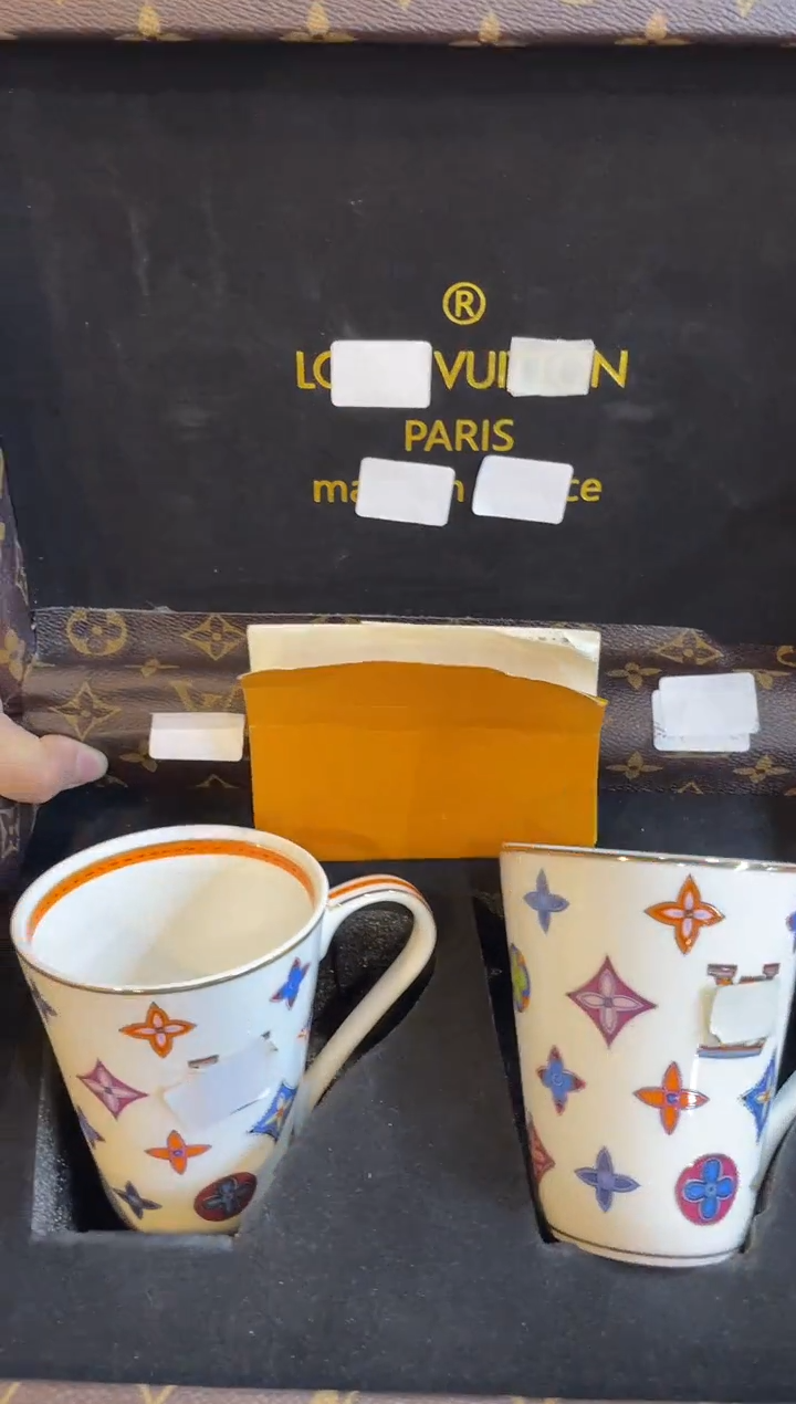 杯鸿辉家品牌瓷器，京东包邮！