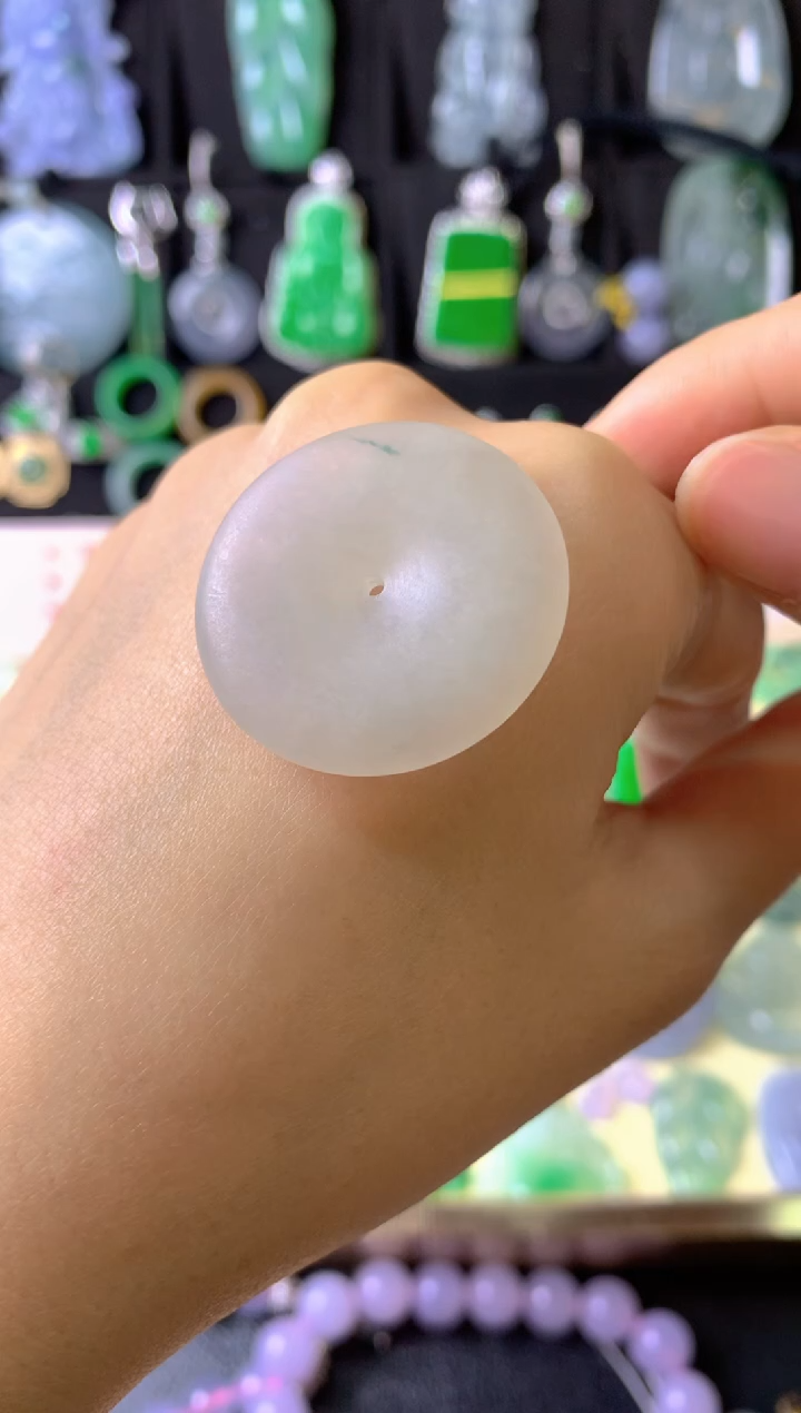 定制翡翠未镶嵌毛货抛光