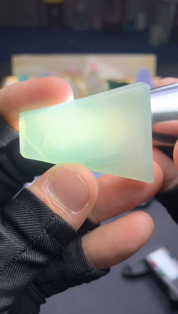 【闪购商品】定制翡翠未镶嵌