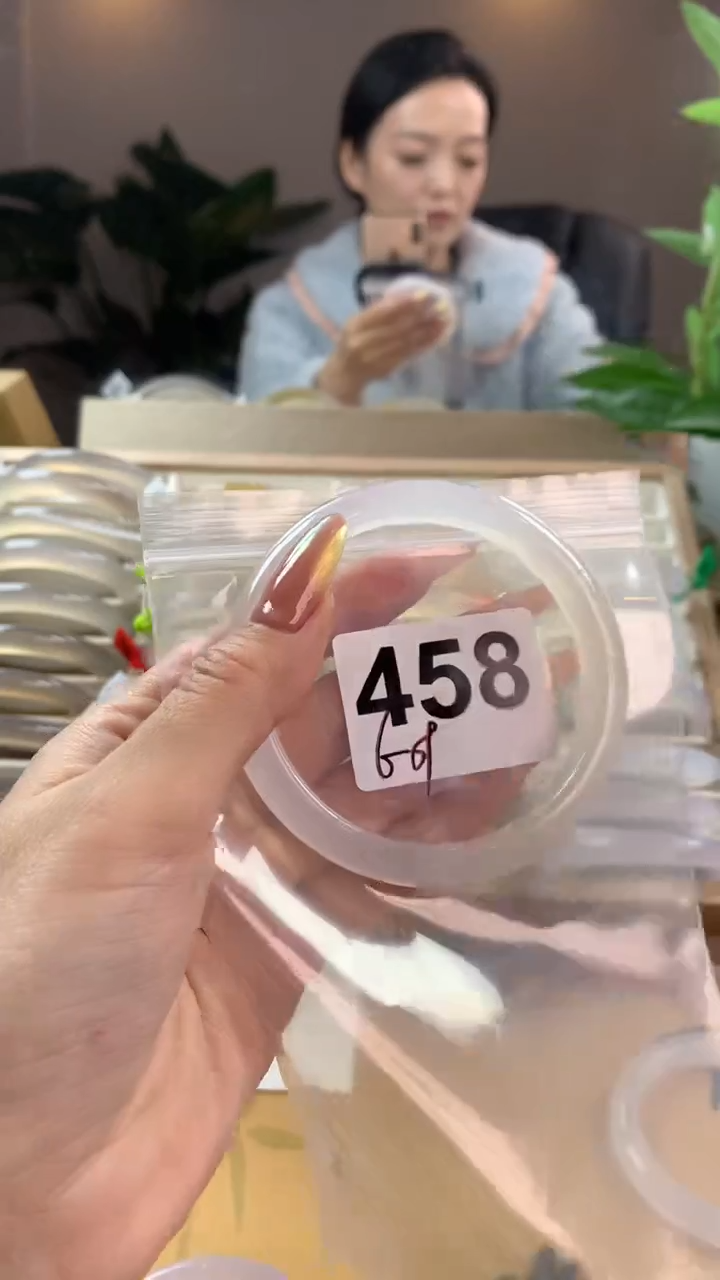 【闪购商品】玛瑙/玉髓手镯未镶嵌458