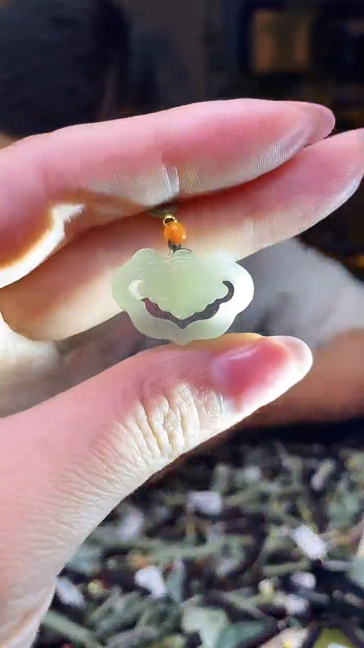 颈饰未镶嵌和田玉多样性发货，拍一发一