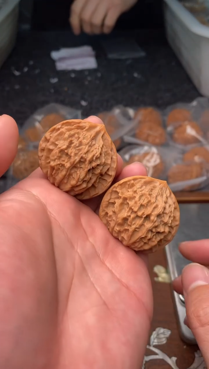 【闪购商品】文玩核桃把件G137号37尺灯笼