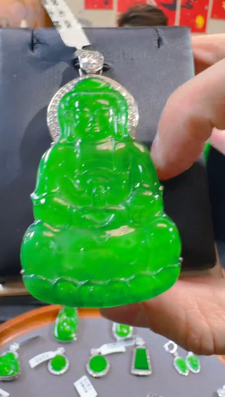 吊坠(赠链)银S925镶嵌翡翠天然A货翡翠