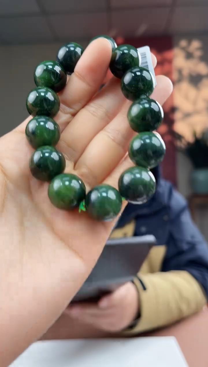 颈饰未镶嵌和田玉a23