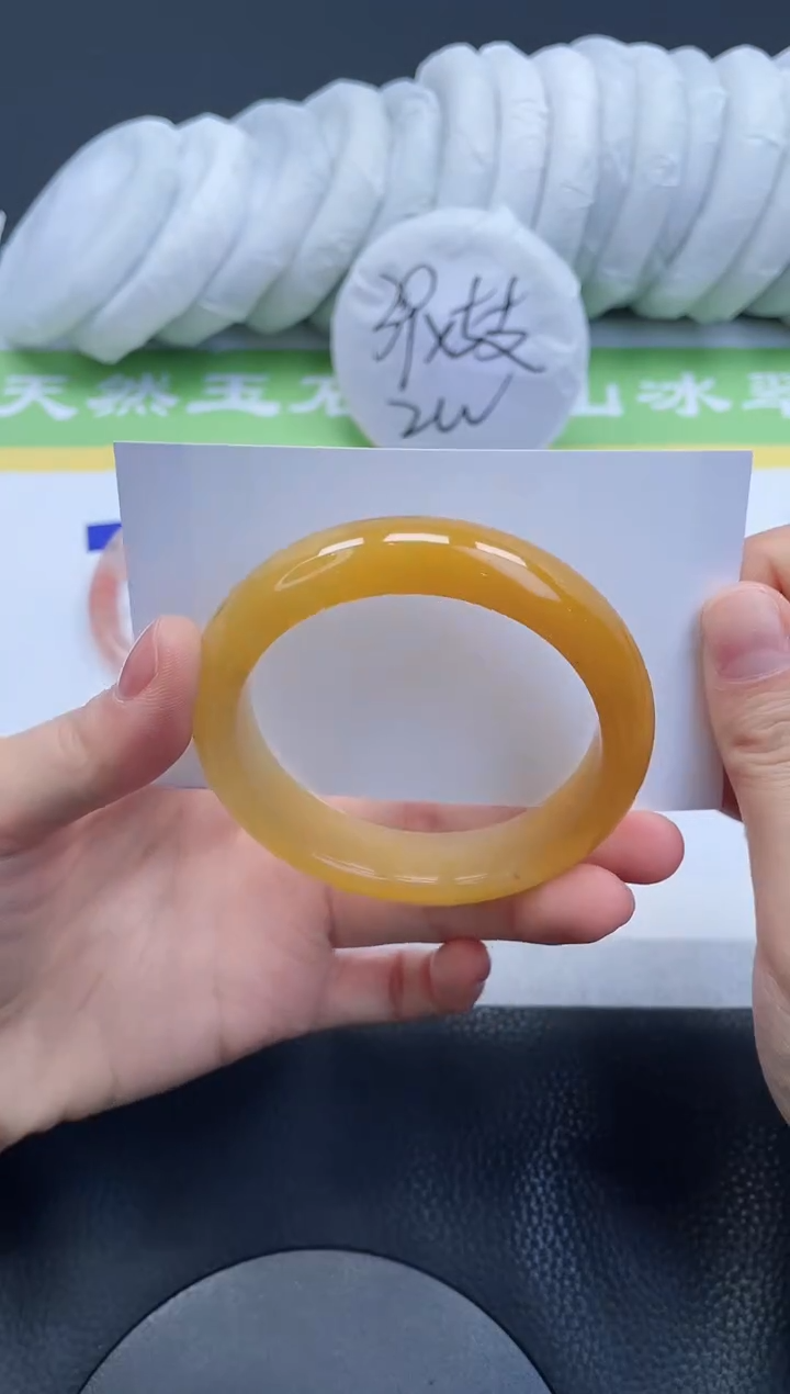 【闪购商品】石英质玉手镯未镶嵌A103-55+