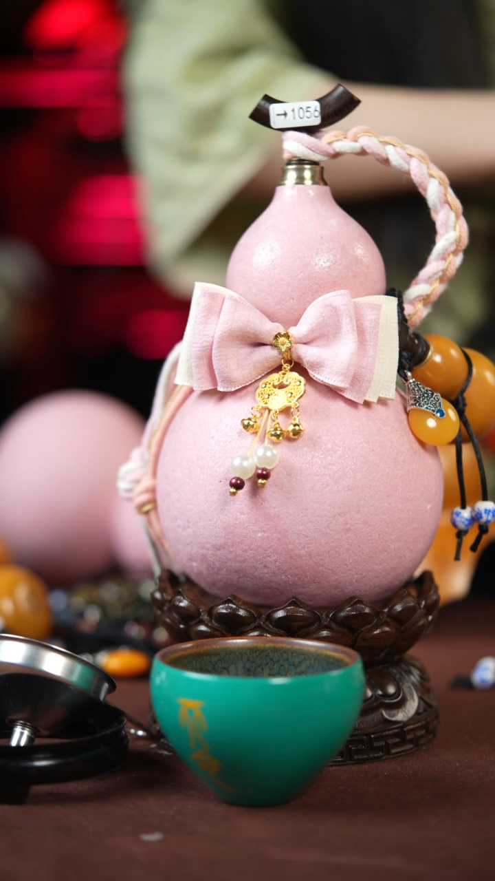 【闪购商品】1056号500ml左右的非遗漆器酒葫芦