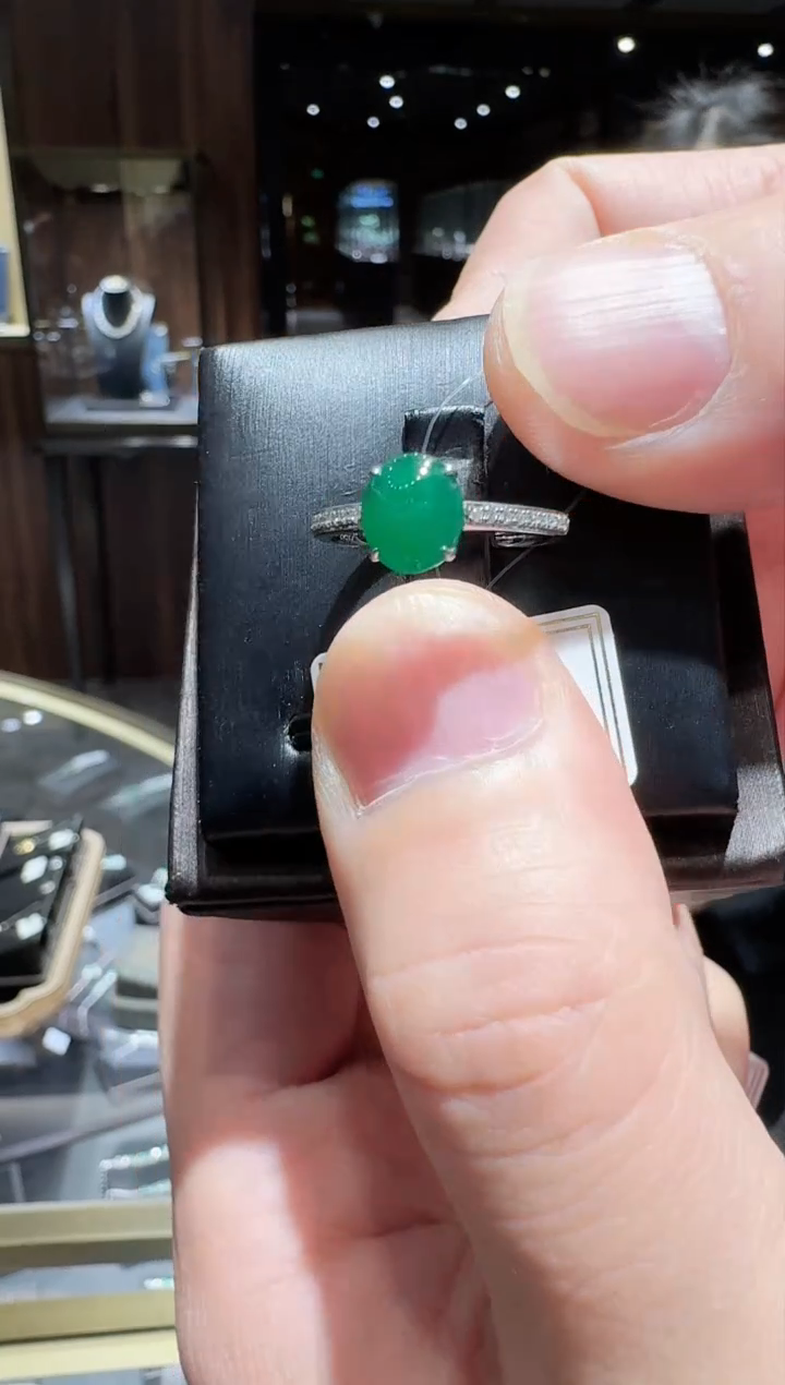 【闪购商品】翡翠戒指18K金镶嵌3【】