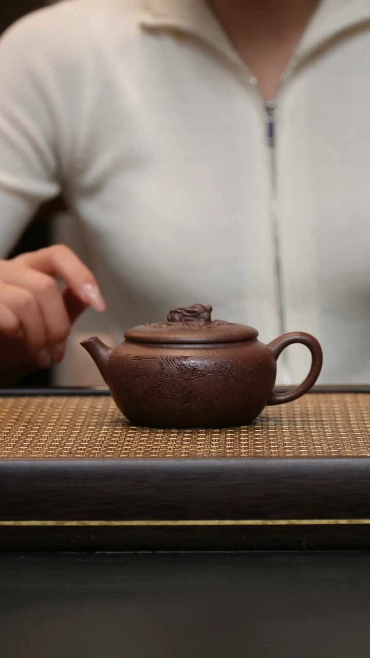 茶壶紫砂紫玉金砂 观紫