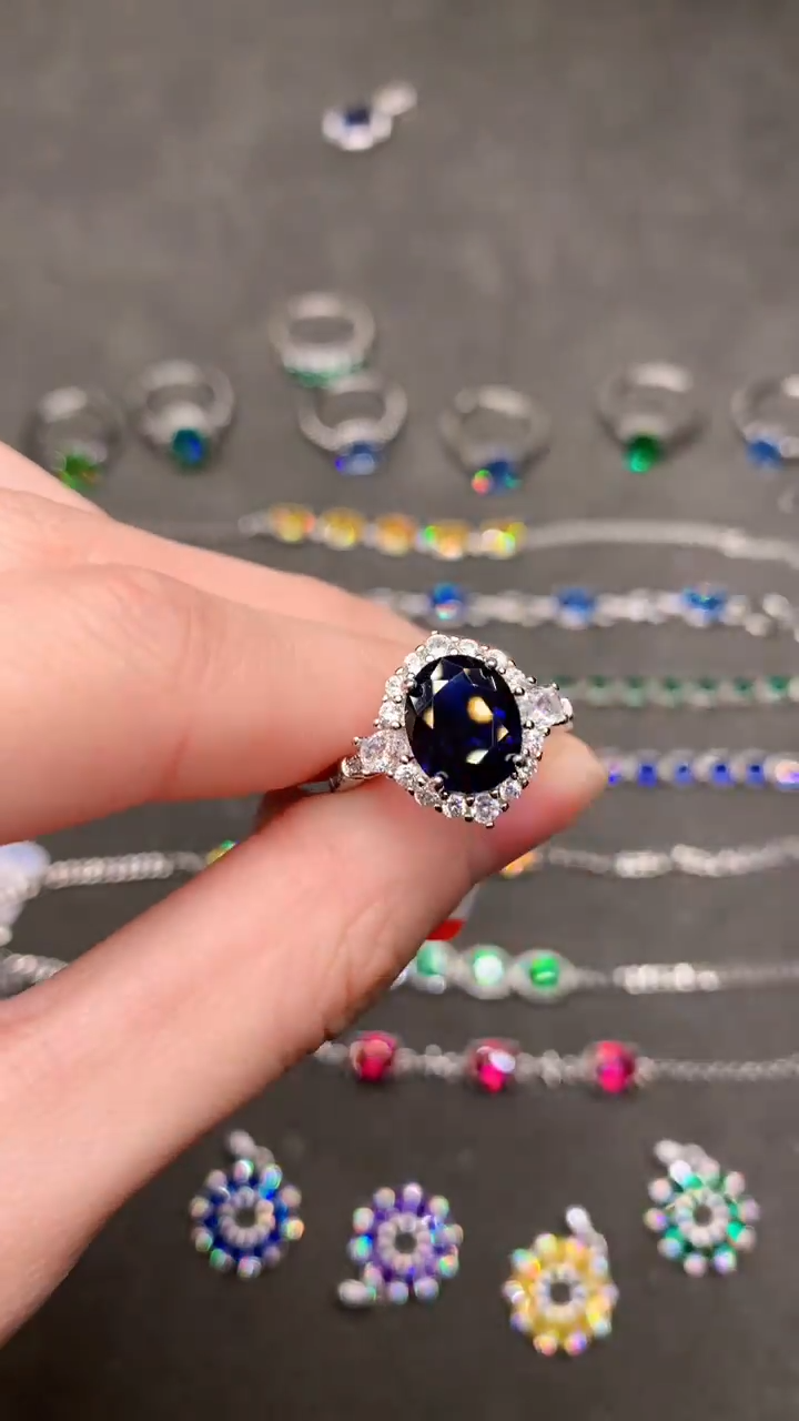 【闪购商品】蓝宝石戒指银S925镶嵌.......