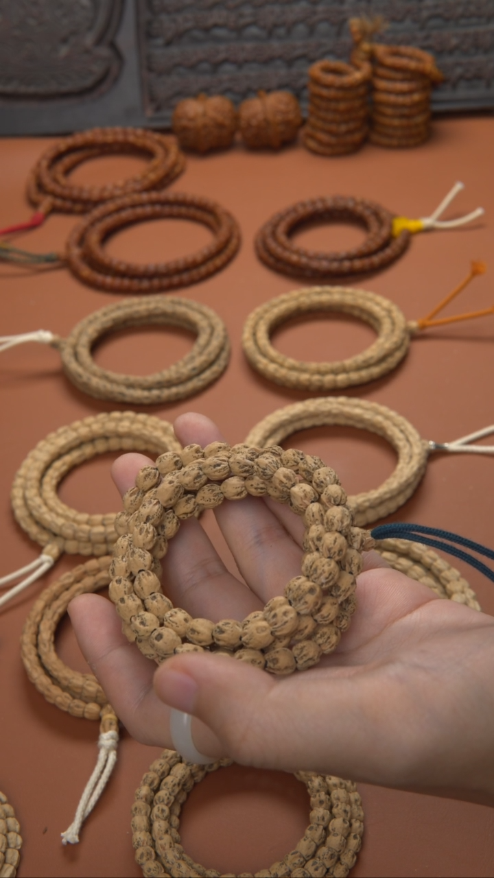 【闪购商品】柏香籽/百香籽手串1