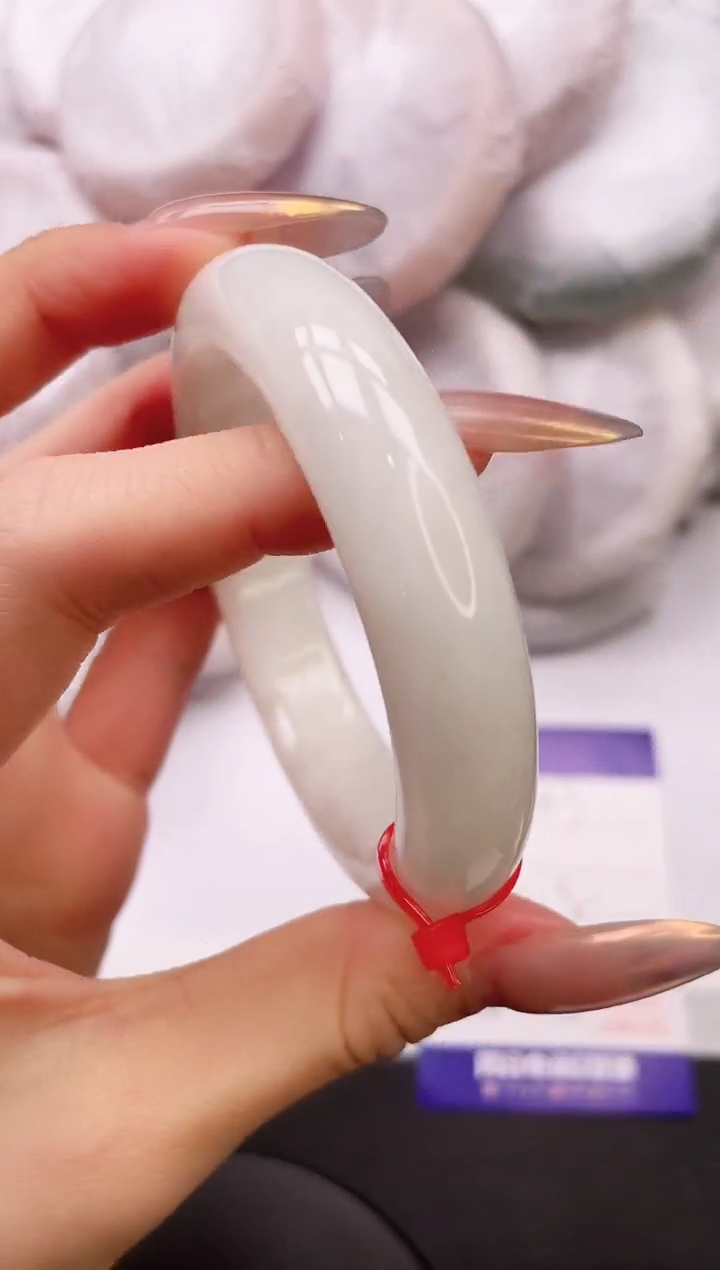 【闪购商品】和田玉手镯未镶嵌4K433-54