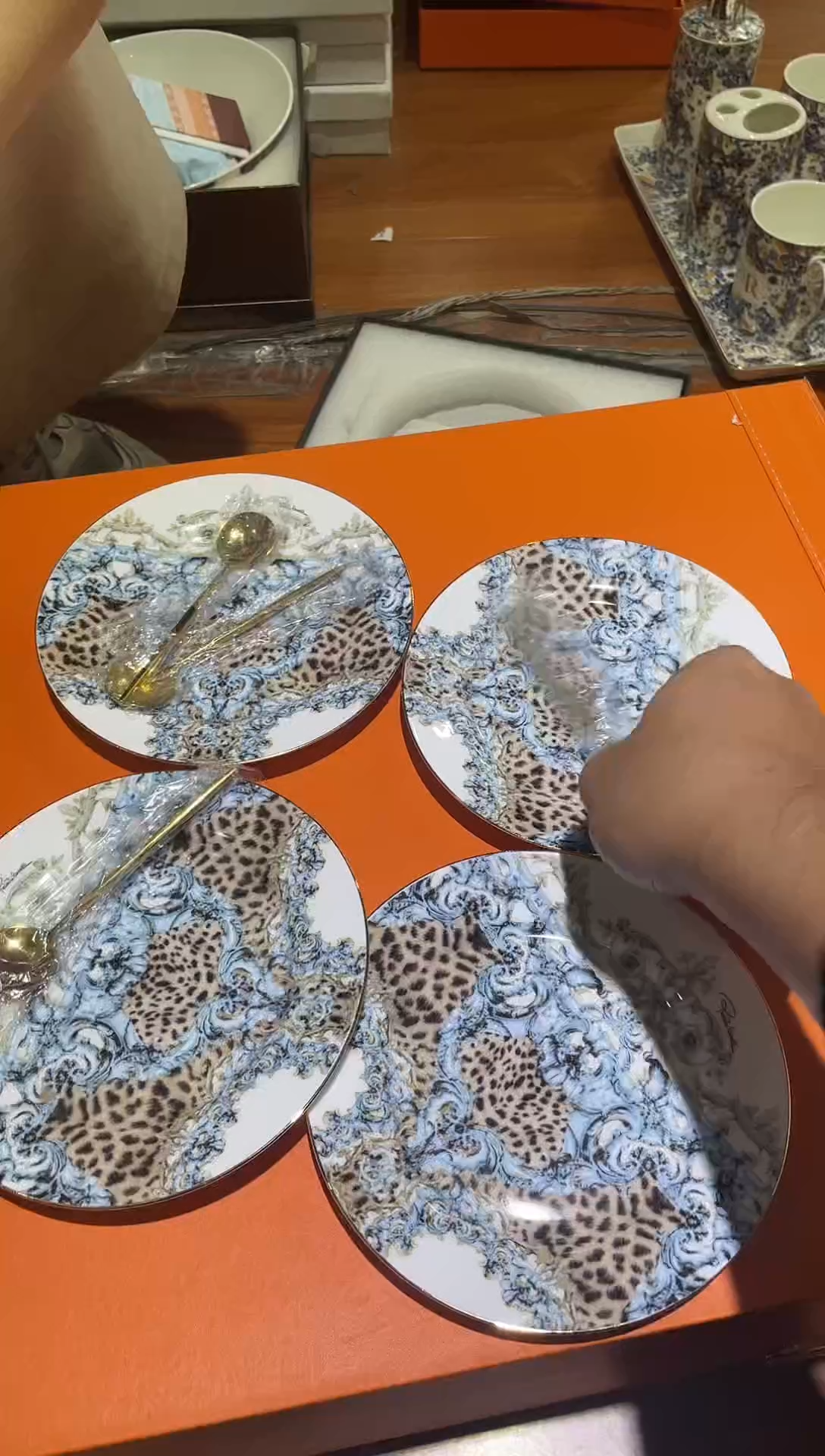 杯鸿辉家品牌瓷器，京东包邮！