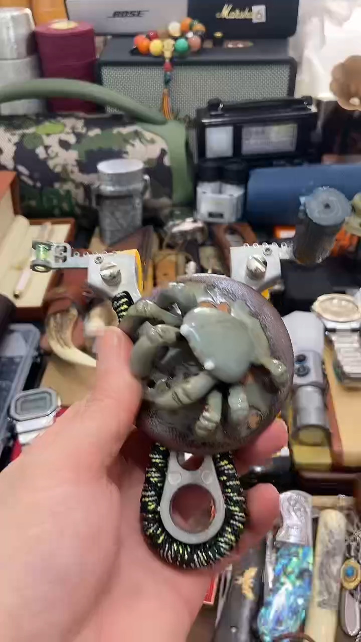 瓷片闪购商品  如图所示