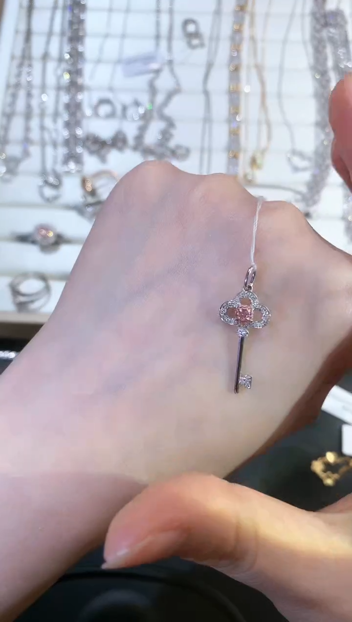 【闪购商品】钻石吊坠18K金镶嵌S319|2980