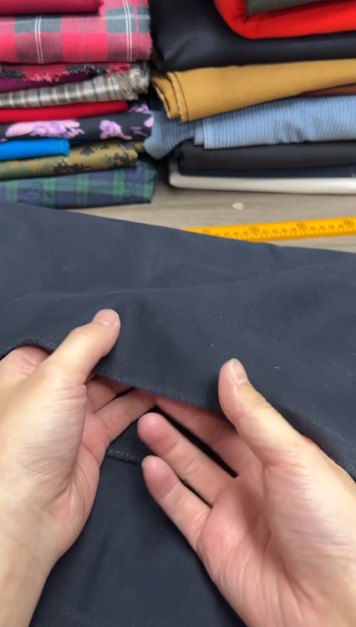 棉09 黑蓝色全棉沙卡 宽115 3米