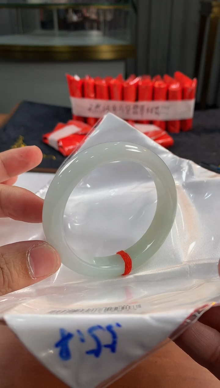 未镶嵌定制翡翠5073毛货不退不换   55-56