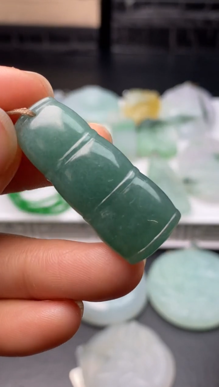 【闪购商品】定制翡翠未镶嵌翡翠毛货~