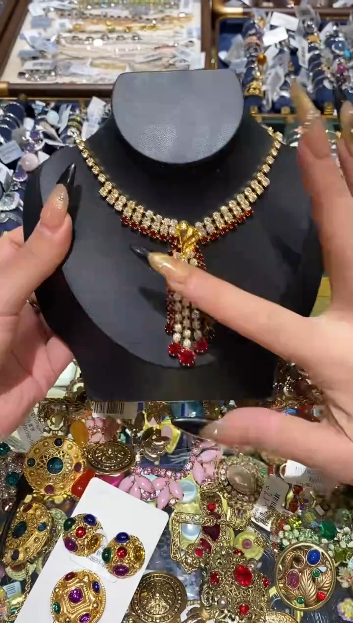 纯铜合金琉璃楚楚珠宝中古甄选不退换