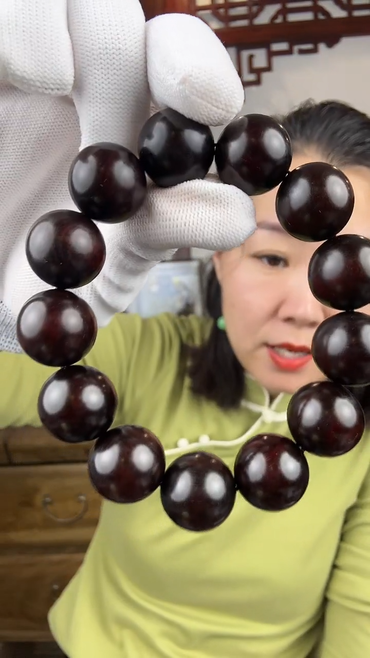 檀香紫檀（小叶紫檀）小叶紫檀卡1.8单圈手串