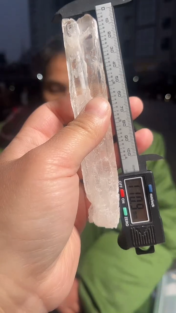 【闪购商品】水晶柱子未镶嵌天然多样性发一