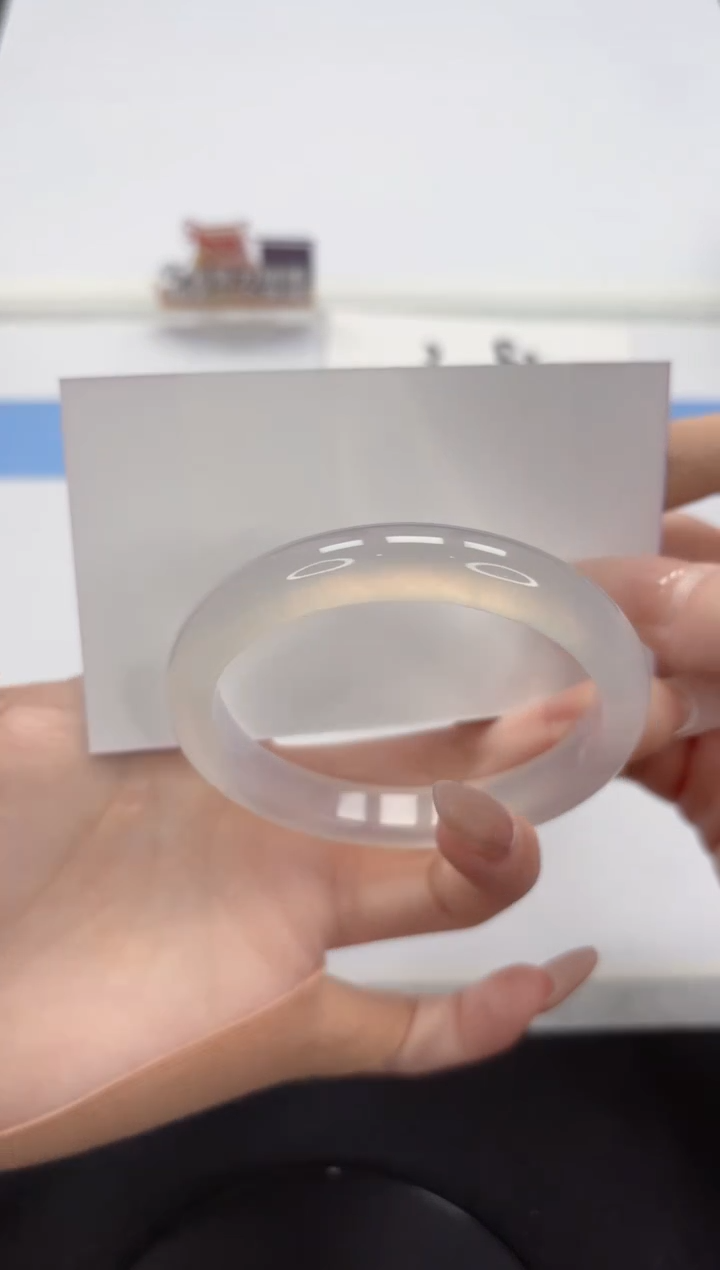 【闪购商品】石英质玉手镯未镶嵌A86-56.8