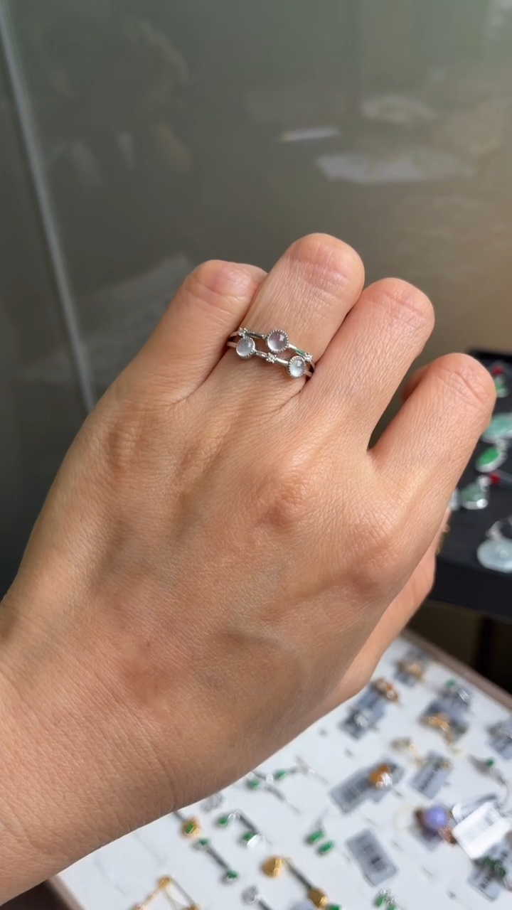 颈饰18K金镶嵌翡翠天然翡翠A货