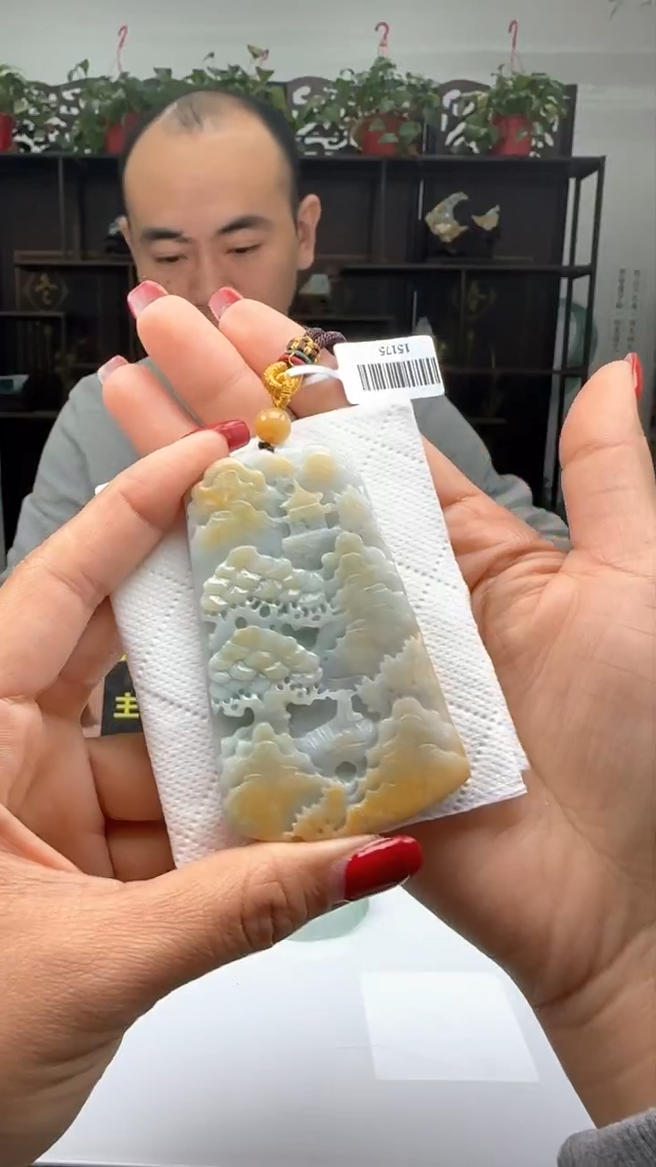 【闪购商品】翡翠颈饰未镶嵌天然翡翠A货吊坠