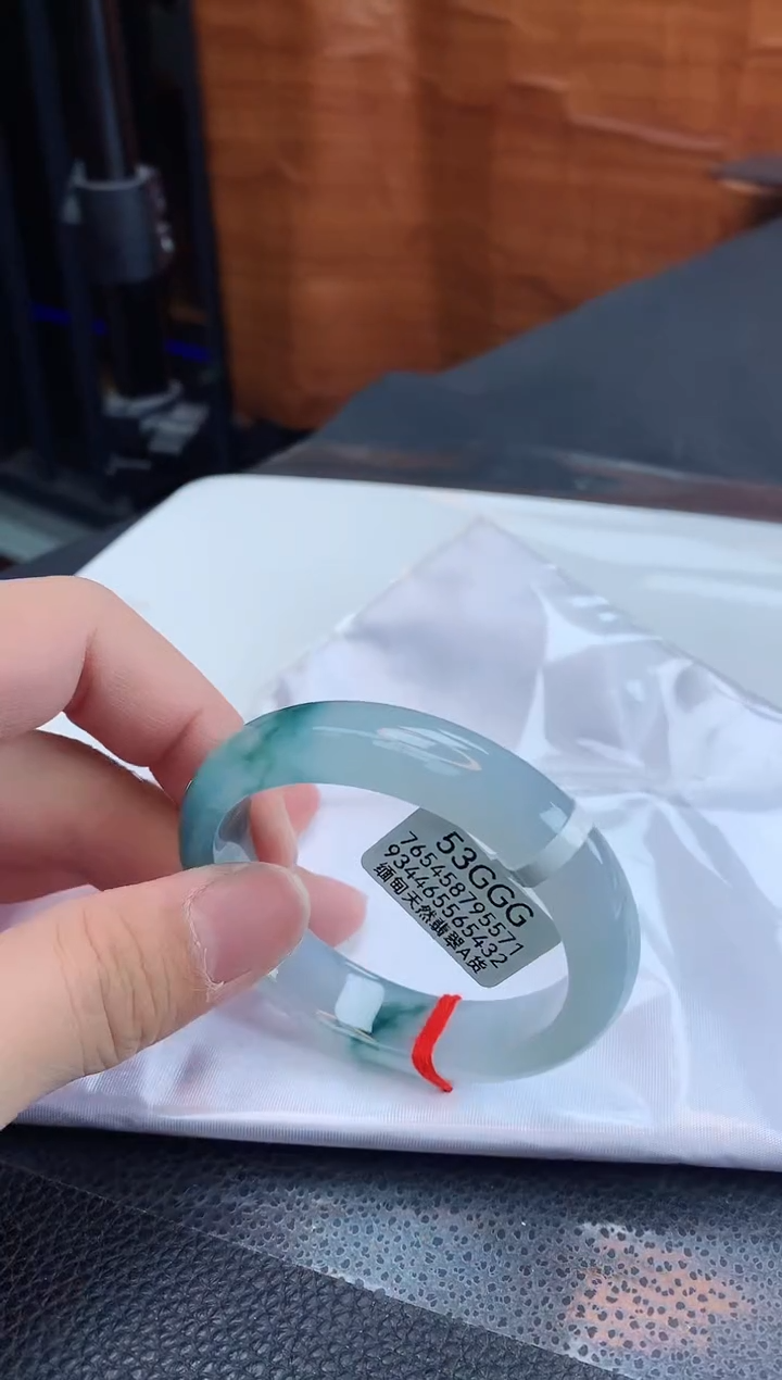 【闪购商品】翡翠手镯未镶嵌缅甸天然翡翠A货手镯