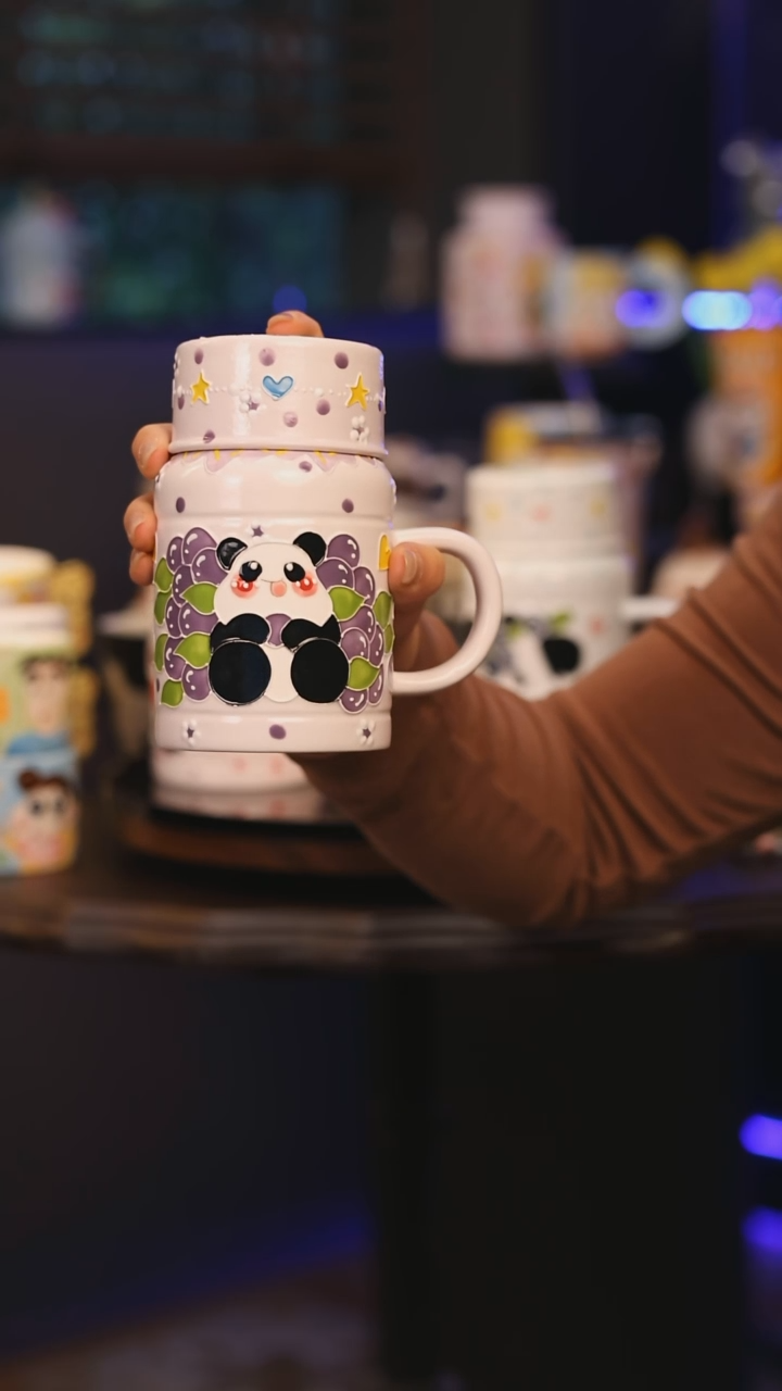 【闪购商品】摆件景德镇釉下彩绘设计师款式陶瓷