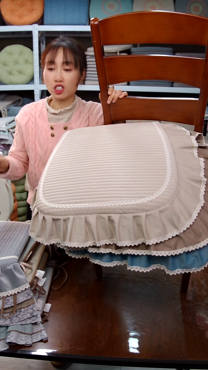 布横条细绒：米色4个