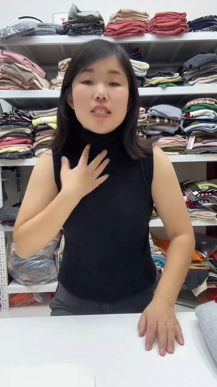 黑色   无袖      