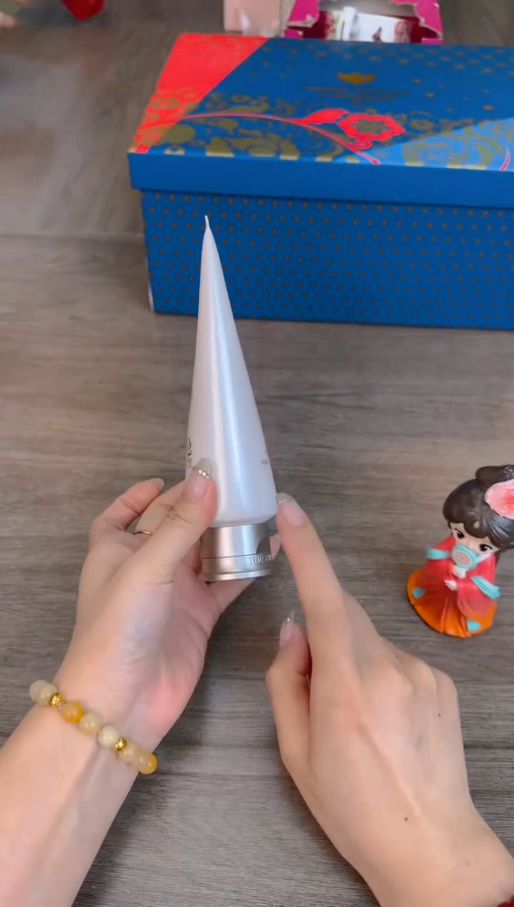 瓷片新号开播漏不停@@CQ1584