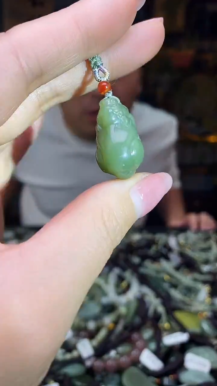 颈饰未镶嵌和田玉多样性发货，拍一发一