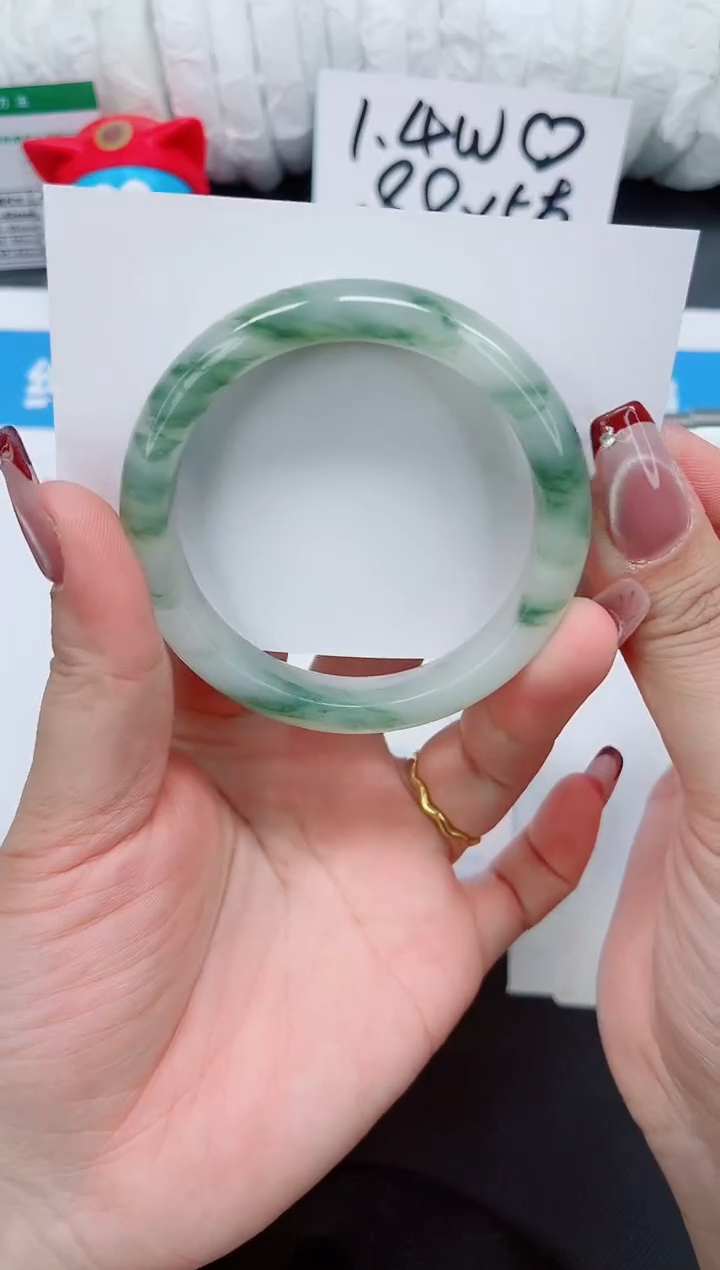 【闪购商品】石英质玉手镯未镶嵌118