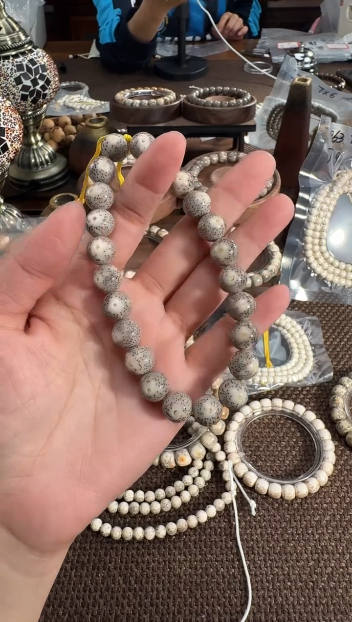 手串星月菩提灰冰（10圆）2089