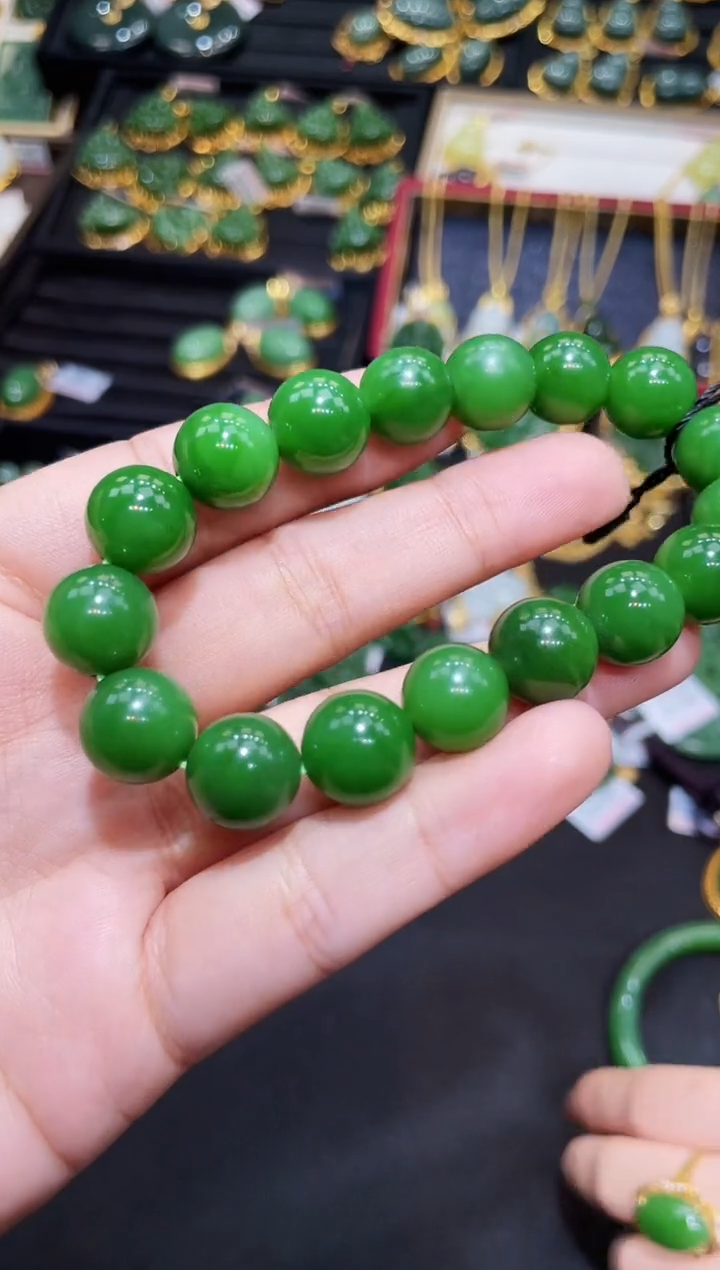 手串未镶嵌和田玉12MM 多样性发一