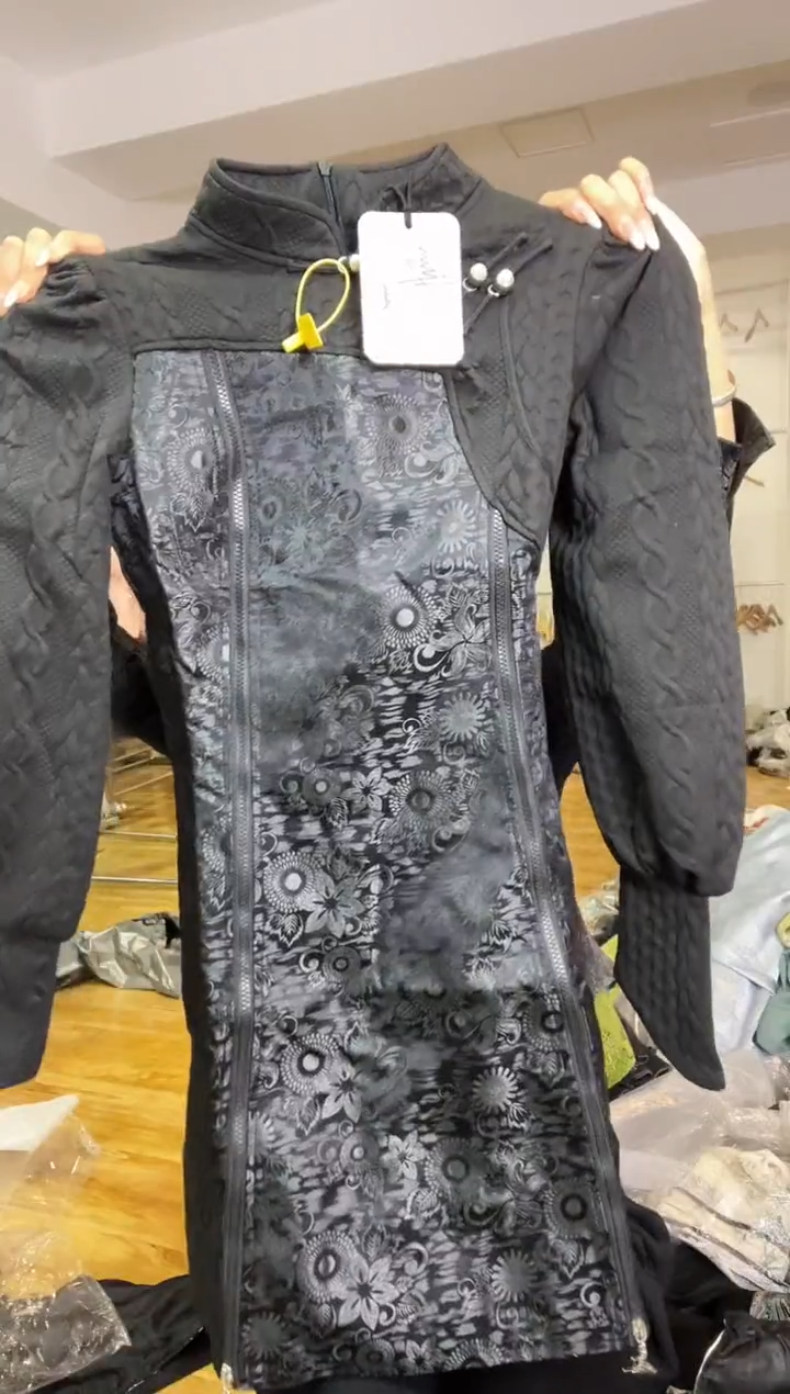 S码         95斤  卫衣裙