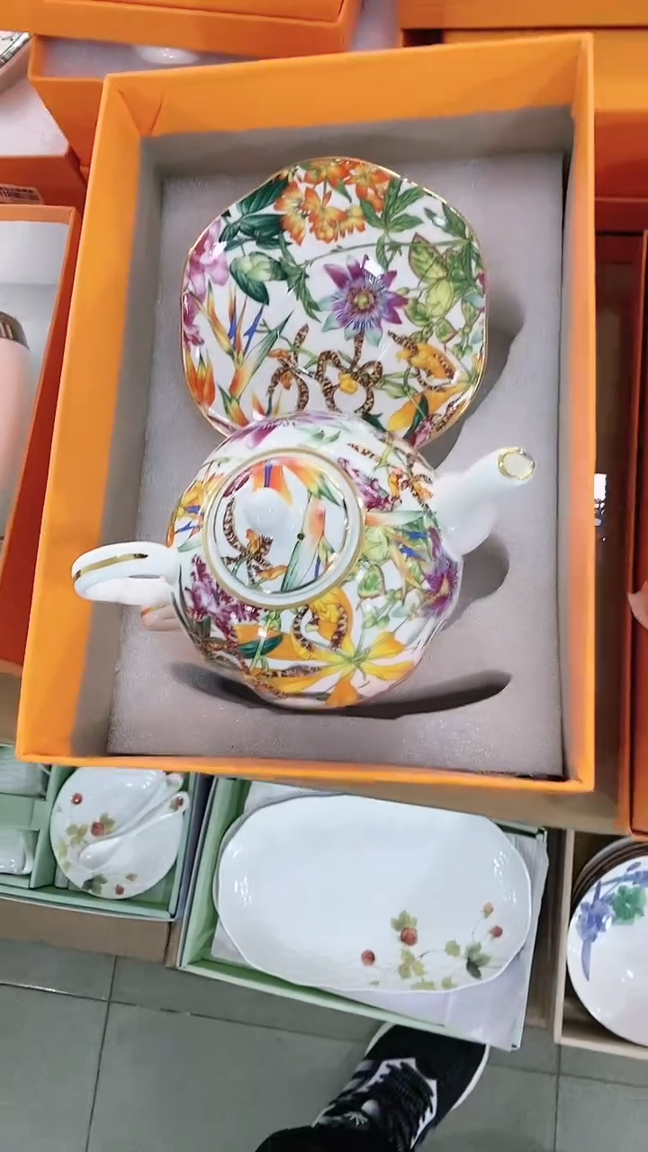 瓷片锅碗瓢盆一件不留@@1