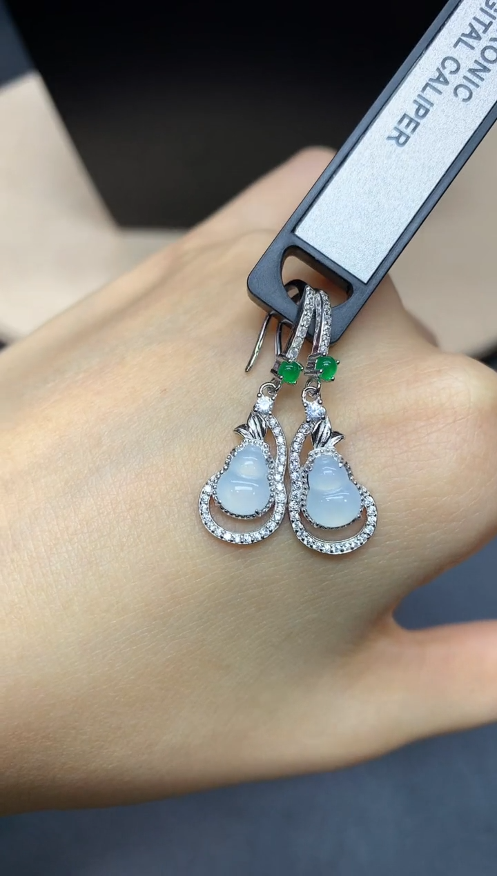 【闪购商品】翡翠耳饰银S925镶嵌葫芦【多样性发其一】