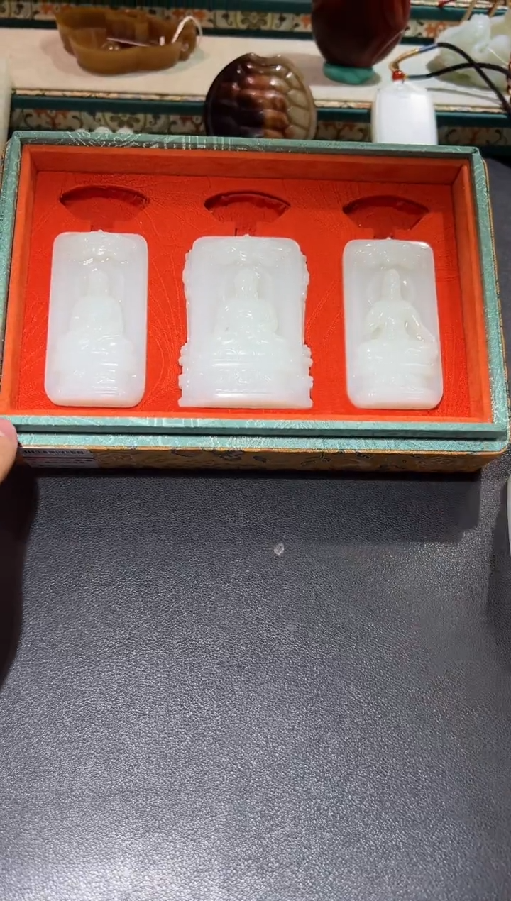 铜满**爺11111111111111