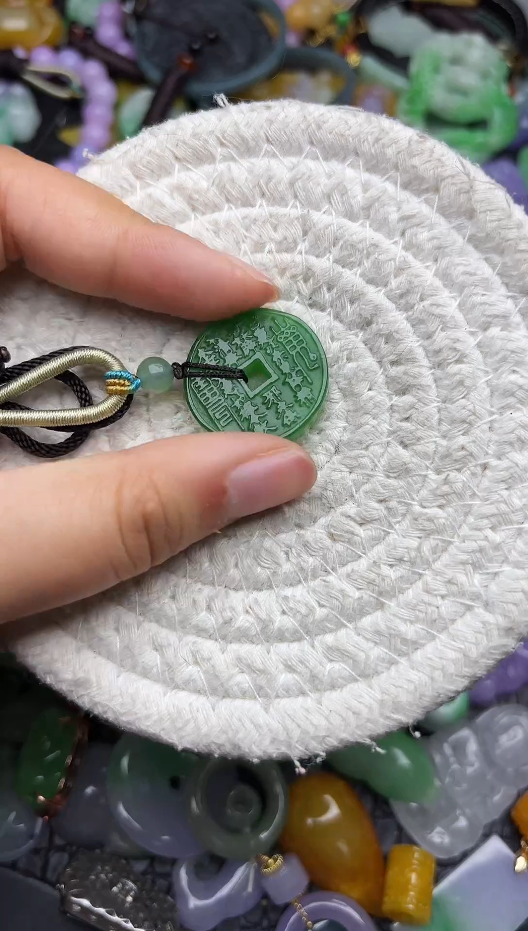 颈饰未镶嵌翡翠缅甸翡翠吊坠