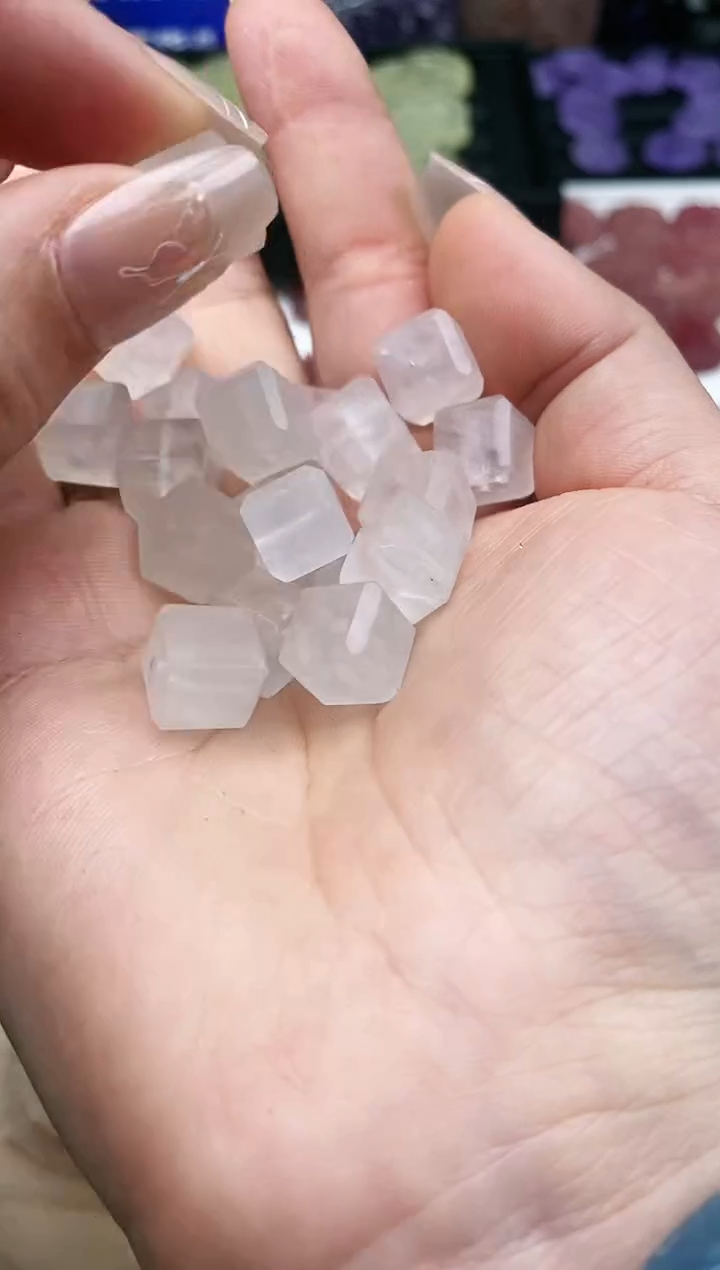 【闪购商品】水晶吊坠(不含链)未镶嵌78a多样性发其一/1.15/1个