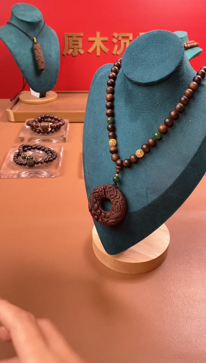 【闪购商品】沉香手串沉水紫棋08三圈+白棋沉香木雕貔貅环