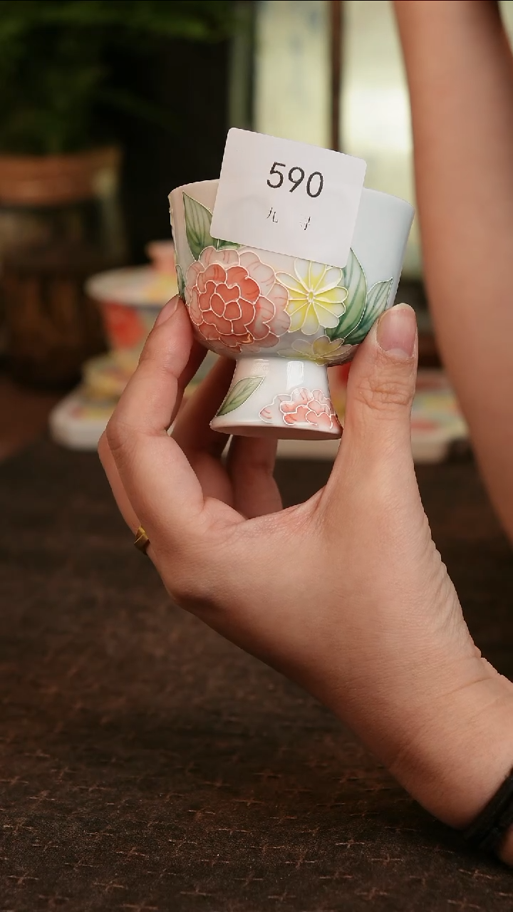 【闪购商品】590九寻景德镇手工手绘法华彩茶杯
