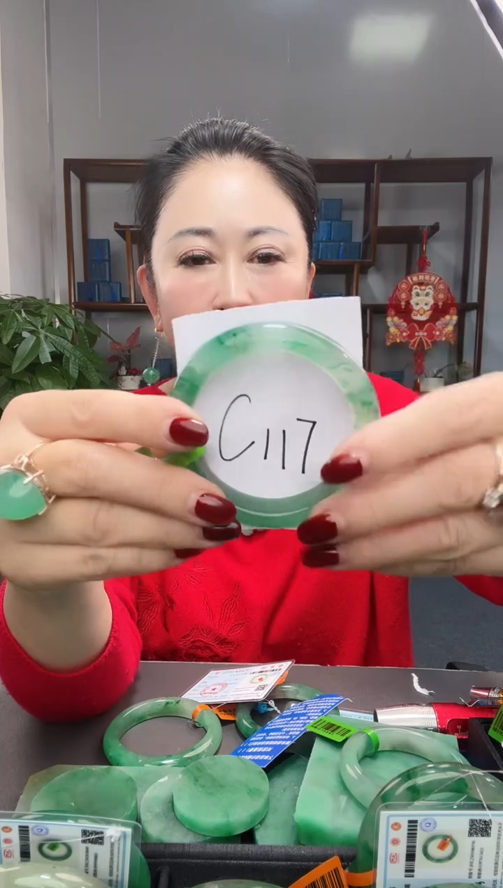 【闪购商品】石英质玉手镯未镶嵌2