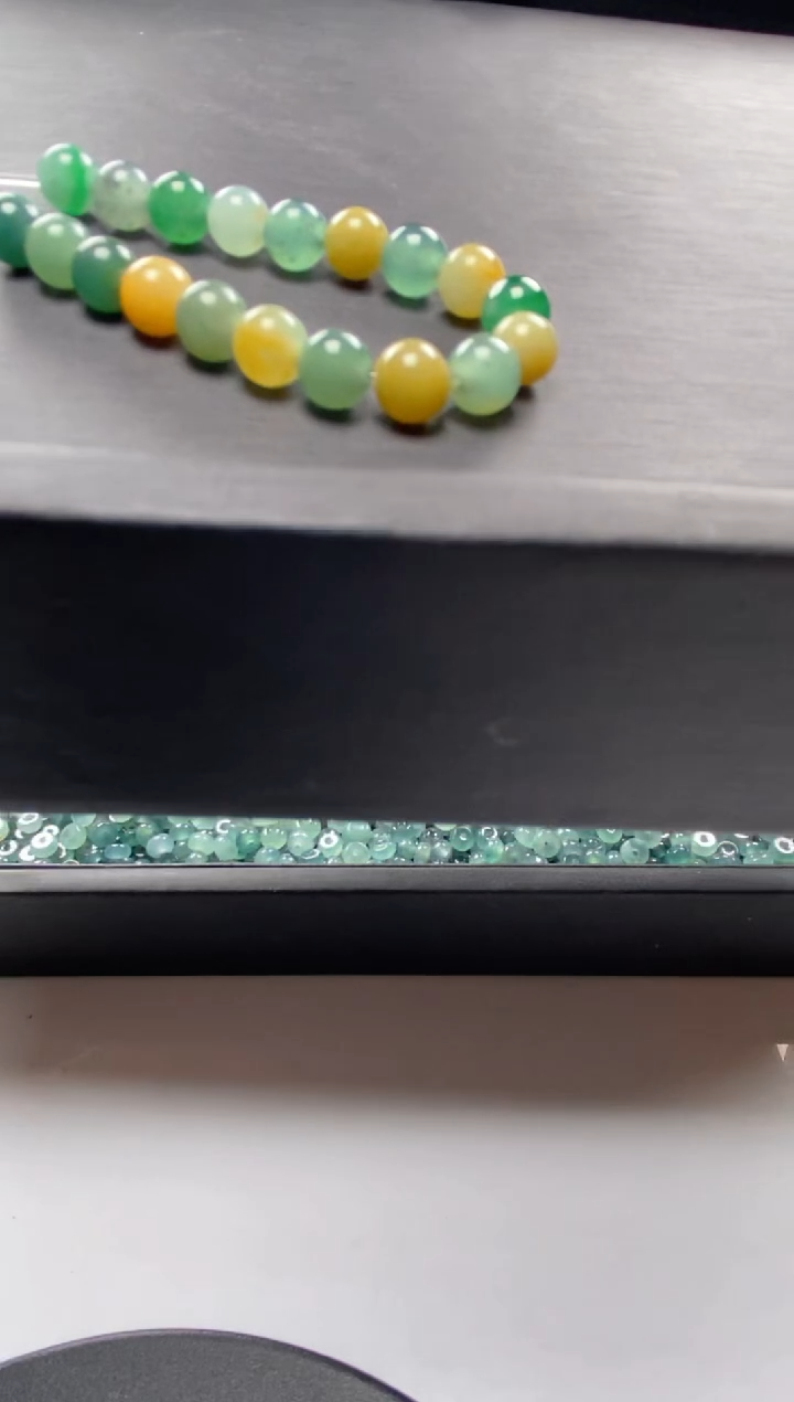 【闪购商品】翡翠手串未镶嵌多样性发货多宝