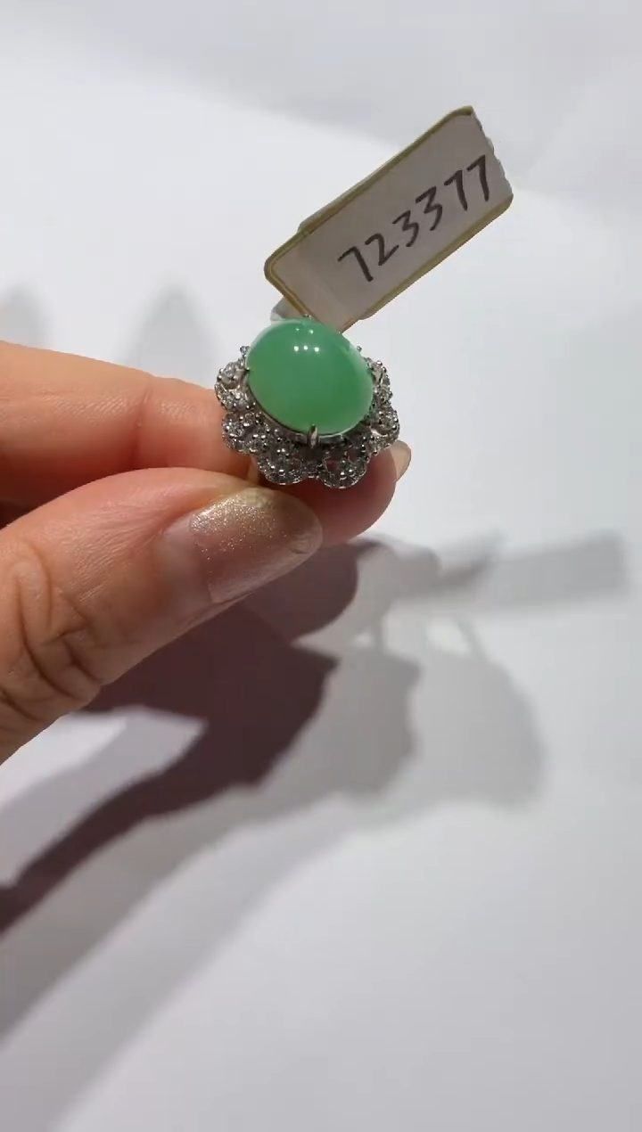 银S925镶嵌戒指翡翠925银镶缅甸A货翡翠戒指