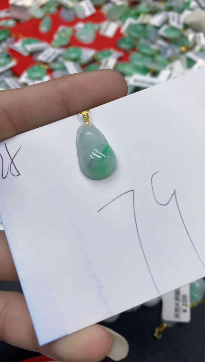 【闪购商品】翡翠颈饰18K金镶嵌翡翠