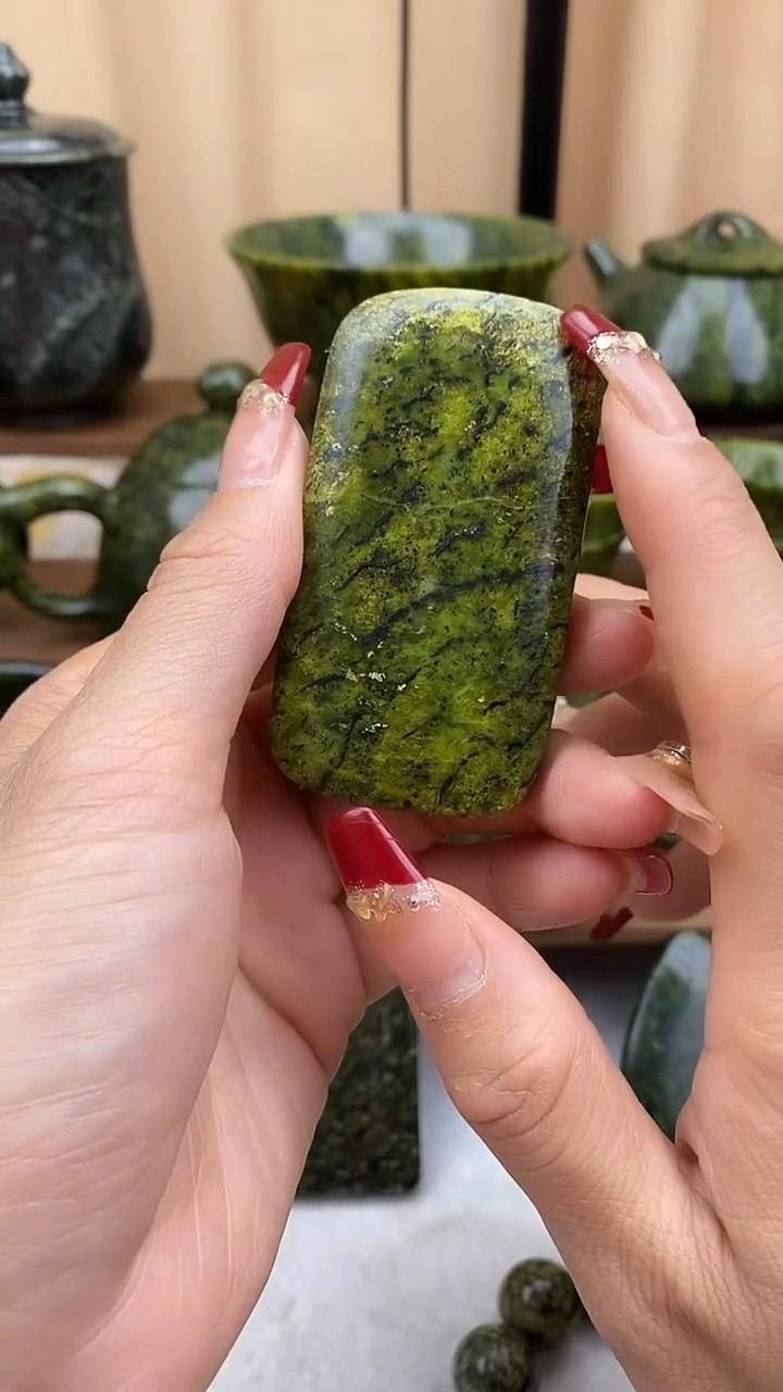 【闪购商品】蛇纹石玉无事牌未镶嵌无事牌