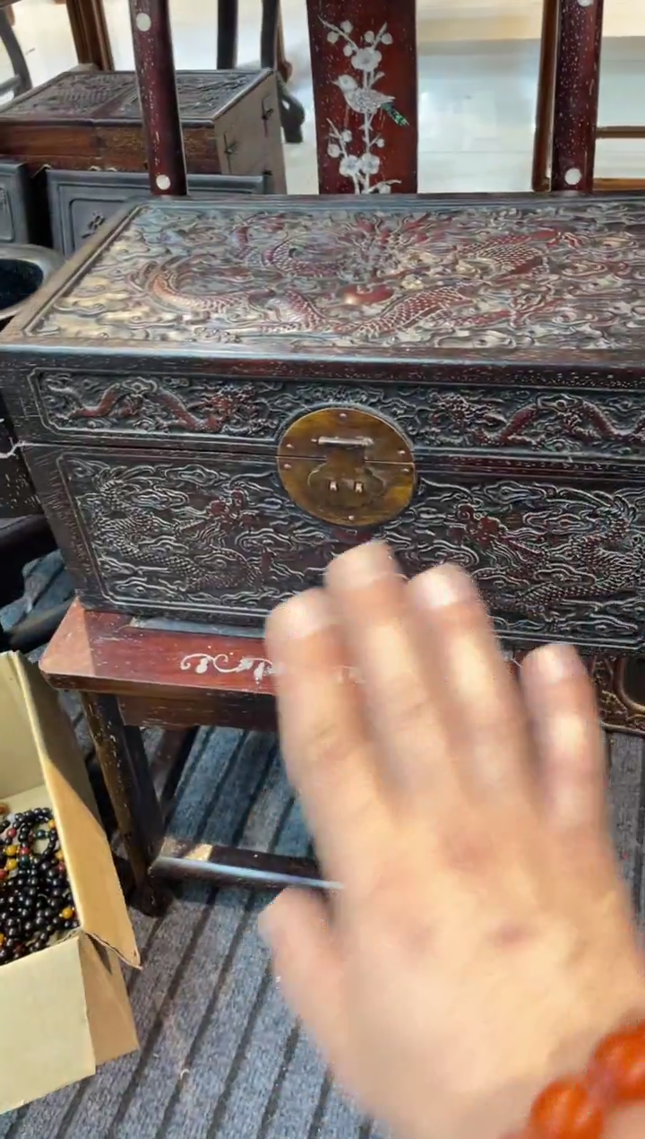 檀香紫檀（小叶紫檀）紫檀雕龙40大箱子